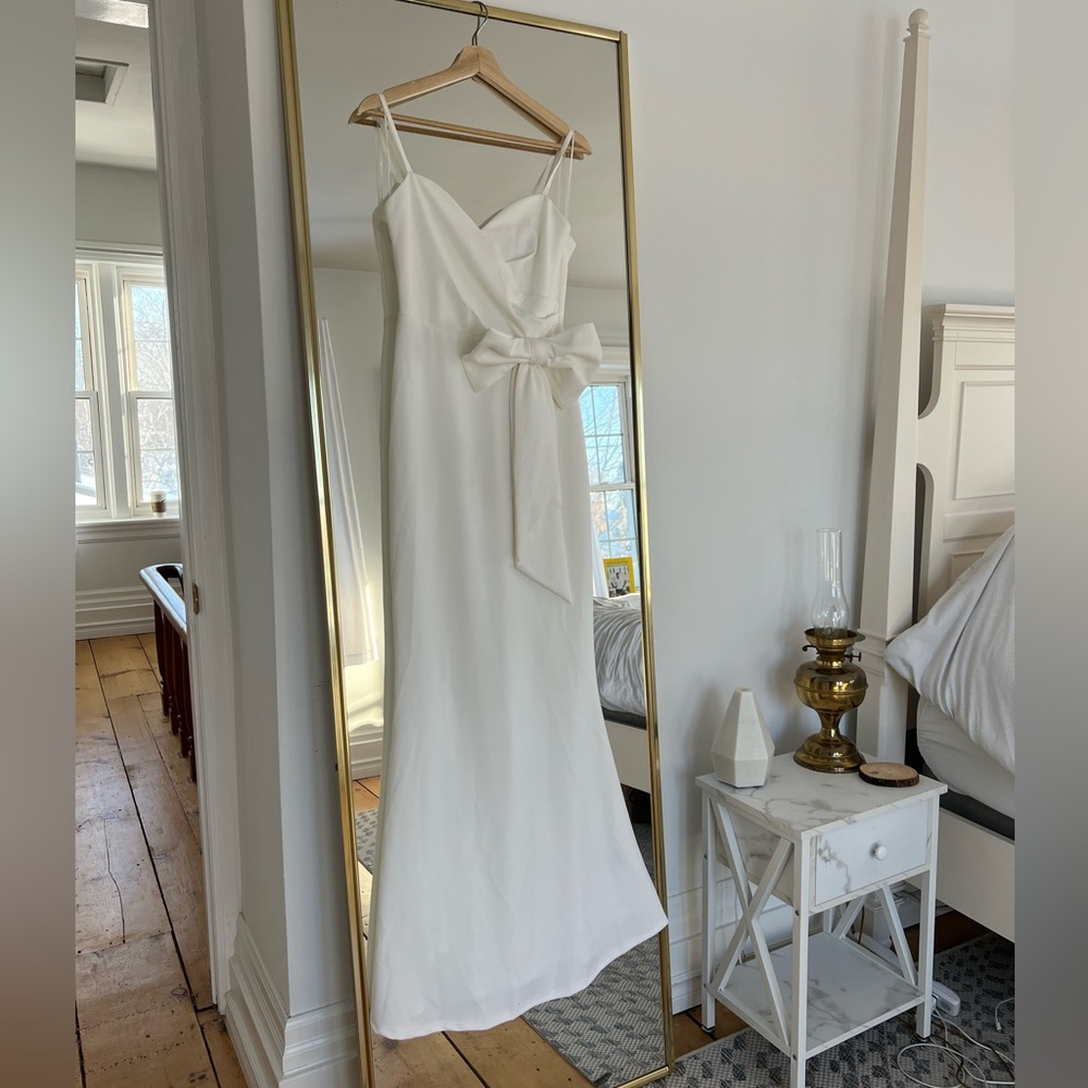 White Maxi Bridal Shower Dress with Bow from Red Dress size M new with tags - Picture 7 of 16